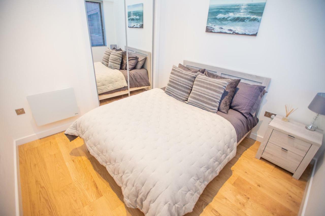 Stylish And Clean 1 Bed Apartment Maidenhead Town Center Dış mekan fotoğraf